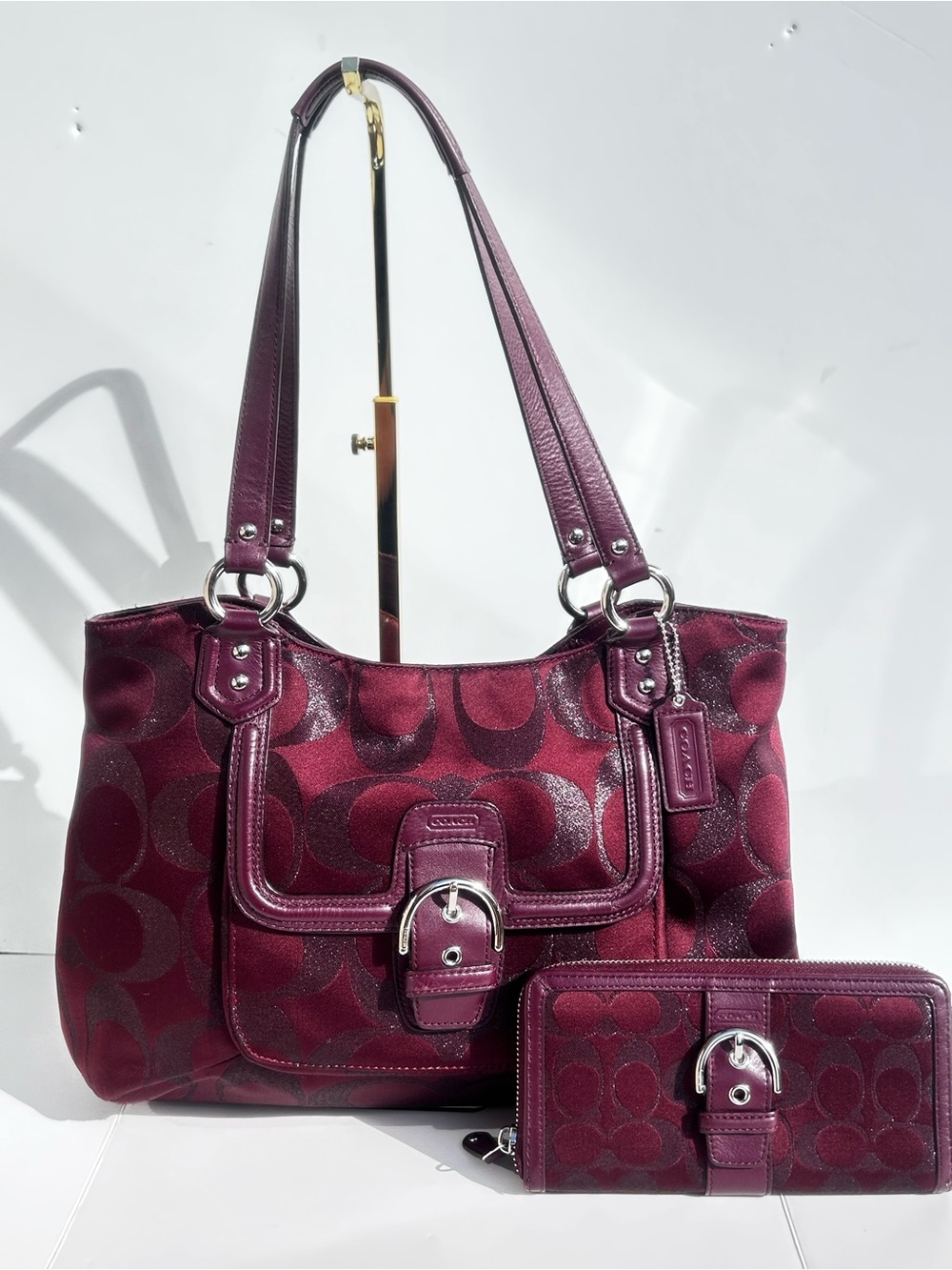COACH Campbell Belle Carryall Bag Wallet Set Burgundy Metallic Signature F26246